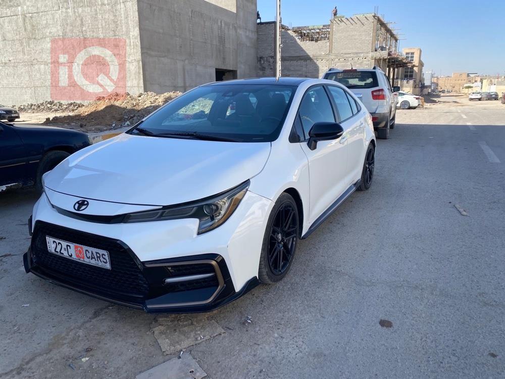 تۆیۆتا کۆرۆلا